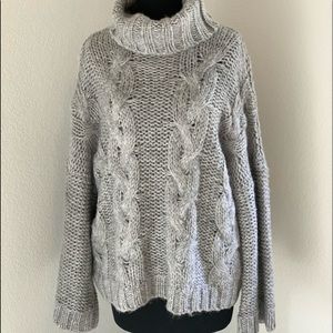 MISGUIDED - Gray Cowl Neck Chunky Knit  Sweater Sz 2/4